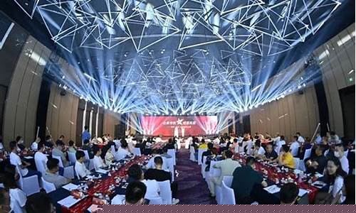 南宁财经直播(南宁财经学校)_https://www.gen-fastener.com_上期能源_第1张